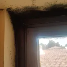 Spifferi e muffa sulle pareti